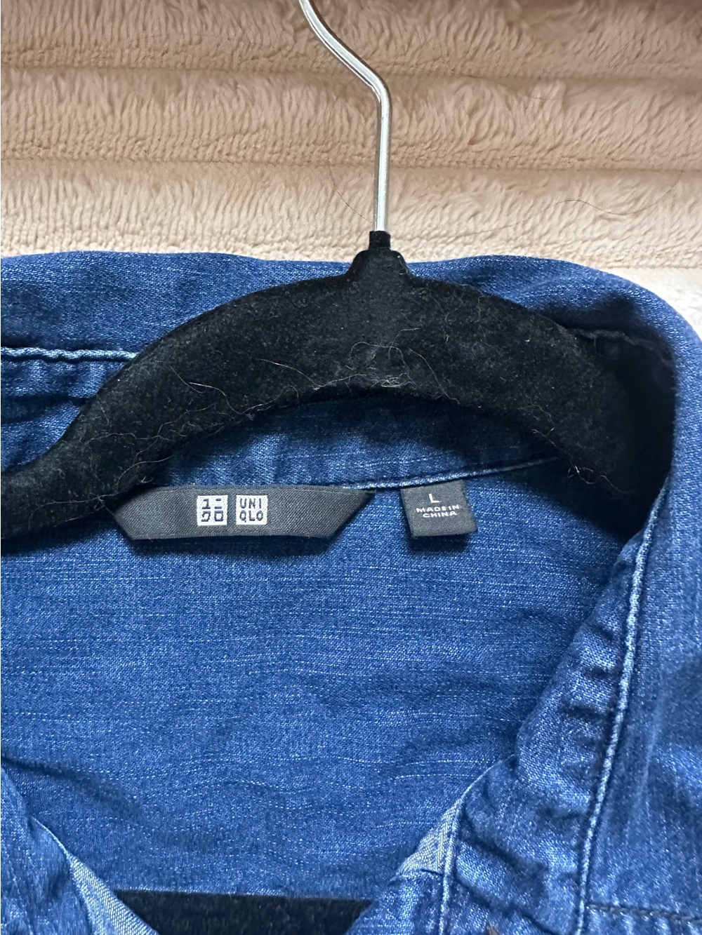 Uniqlo Soft Denim Shirt - Picture 3 of 3